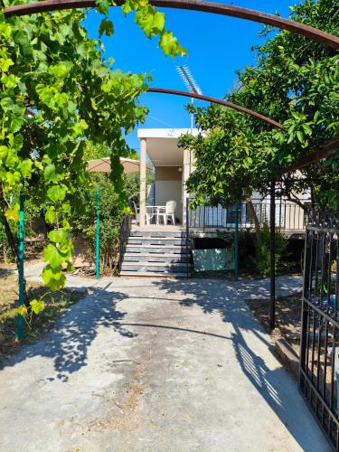 숙소 외관, Iris Home in 레차이오