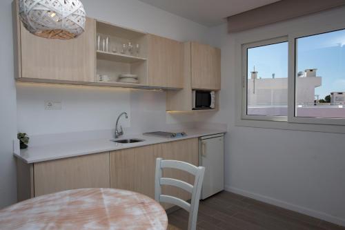 virtuve, Apartamentos Pou Des Pujols in Formentera