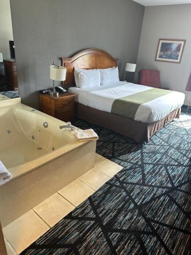 Hometown Inn Indian River - image 3