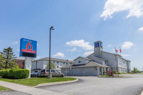 Studio 6 Toronto - Mississauga with Kitchenettes, Mississauga