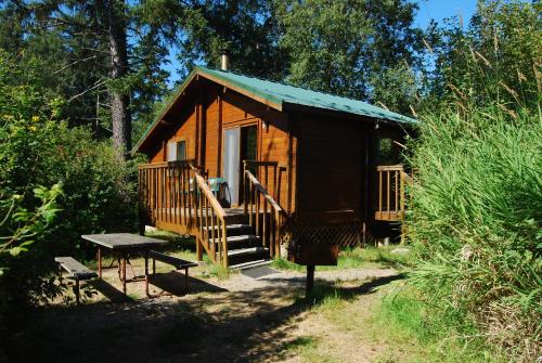 La Conner Camping Resort Deluxe Cabin 5