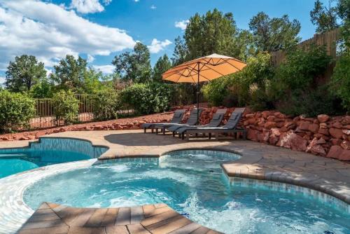 Sedona Southwest Home with Views Pool and Spa for Family