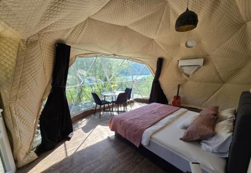 Kamp Glamp Plivska Oaza in 亚伊采