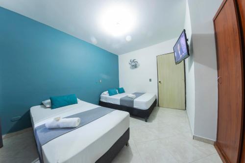 Standard Quadruple Room image 10