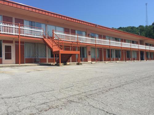 B&B Pikeville - Daniel Boone Motor Inn - Bed and Breakfast Pikeville