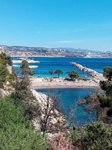 Bas de villa proche plages et calanques, Marseille (fotografie 4)