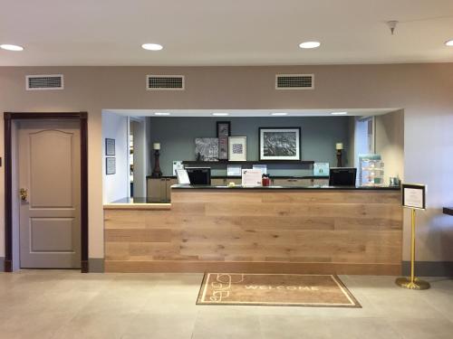 Country Inn & Suites by Radisson Lima OH - image 3