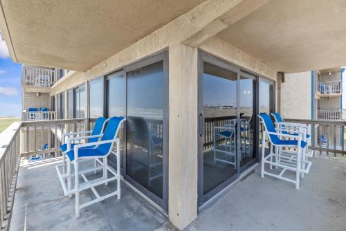 Corner Beachfront Condo with 270 Degree Gulf View and Wrap Around Balcony on Whitecap Beach Heated Pool Island House Unit 209, Corpus Christi (fotografie 9)