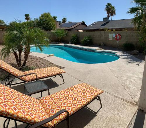 Gorgeous Vacation Home With Free Heated Pool