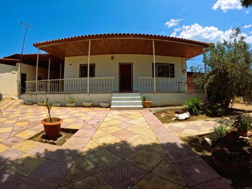 Meraki House Kalamaki in Isthmia