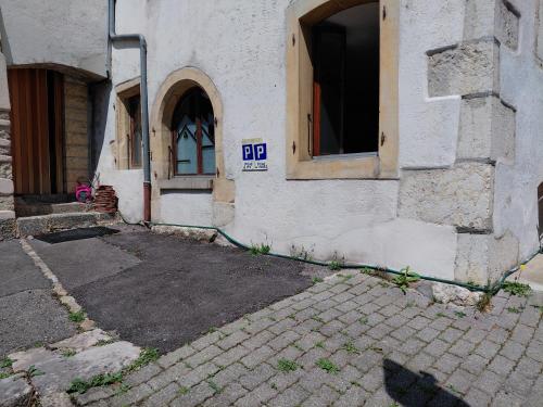 Gite des Pavés à Peseux (Gite des Paves a Peseux) in Auvernier