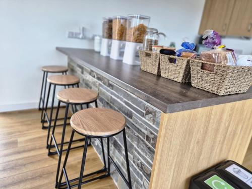 Flotnar Hús - Newbuild B&B (Flotnar Hus - Newbuild B&B) in 基斯