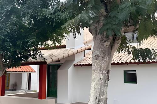 Casa praia 4Q + ar, entre Praia Seca/Arraial