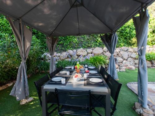 Balcony/terrace, Le Rayol in Bagnols-en-Foret