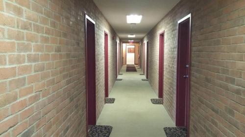 Facilities, KC's Country Inn in Vars (ON)