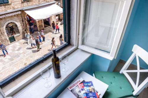 Stradun View En Suite Rooms & Studio 5