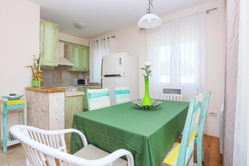 Two-Bedroom Apartment with Terrace image 4