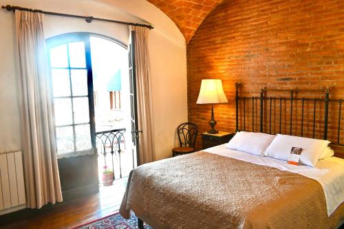 Double Room image 4