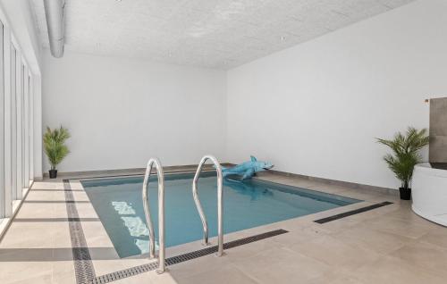 Swimming pool, Beautiful Home In Hadsund With Sauna in Hadsund