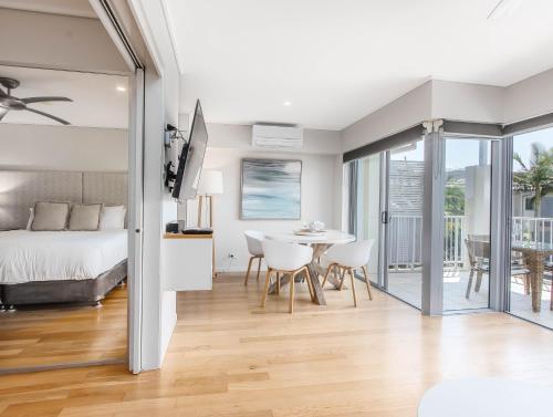 balkon/terras, The Sand Resort Kingscliff&nbsp; - Holiday Management Co in Kingscliff