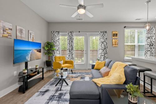 Quartos, 1 Bed Self Check-in pool Gym 30 plus Day Stays in Goose Creek