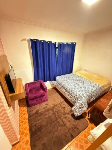 1 queen bed, 1 twin bed