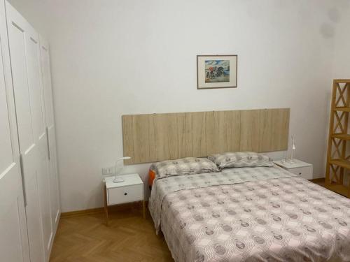 Viale 76, Trieste