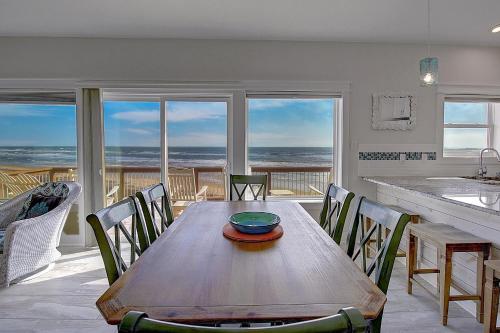 Beachfront Paradise LC19 detail