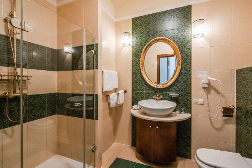 Fürdőszoba, Dwor Kombornia Hotel&SPA in Kombornia