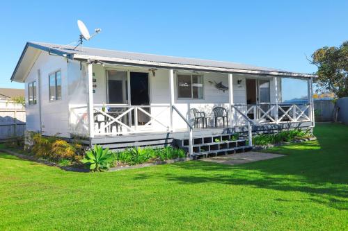 Hosts on the Coast Marlin Cottage, Whitianga