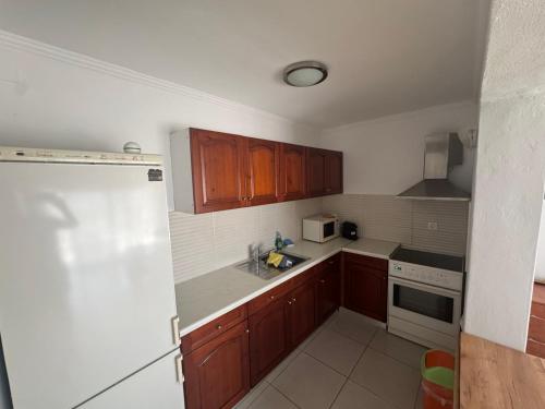 Τhe Sunny Apartments 4