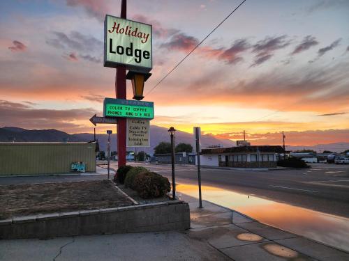 Holiday Lodge