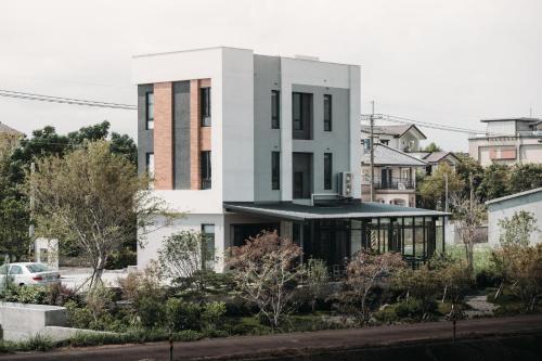 棲閑民宿, Yuanshan