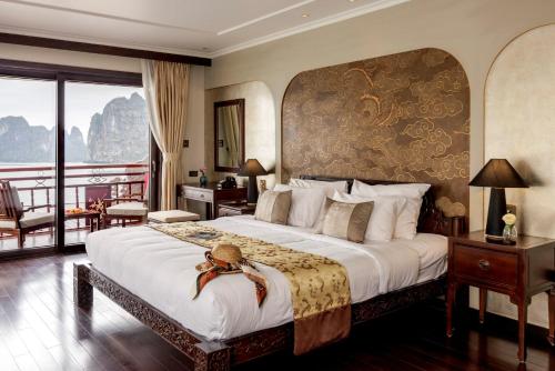 Executive Suite image 10