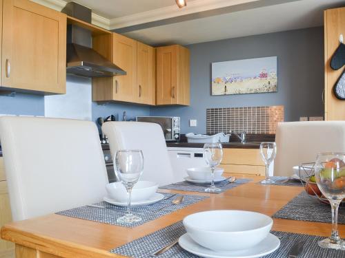 ทัศนียภาพภายนอกโรงแรม, Aurora in ลอสซีเมาธ์