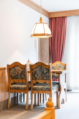 Iekārtas, Bei Storaths in Unsleben