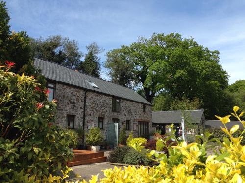 . Petrock Holiday Cottages