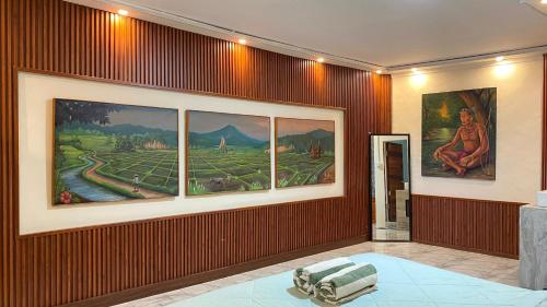 EVERGREEN LODGE in Padang