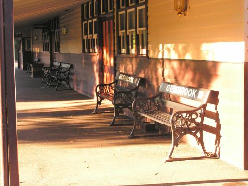 مناطق جذب قريبة, SIGNAL BOX Short Stay in Gembrook