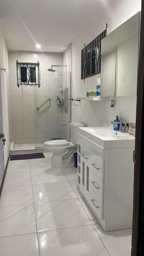 Fürdőszoba, Glen Sea Inn in Port Maria