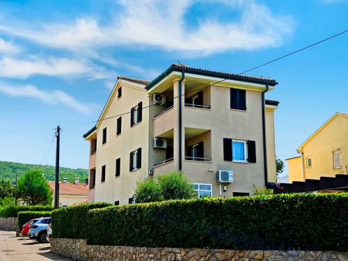Apartments Ravlic - image 11