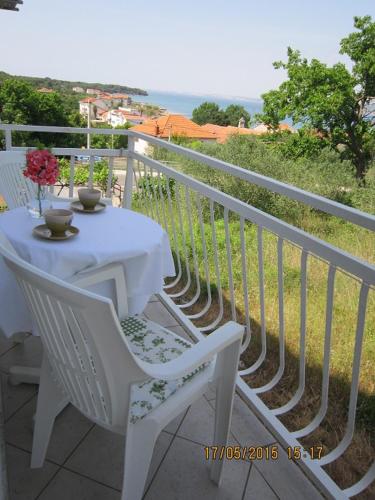 Apartment Tonći in Banj