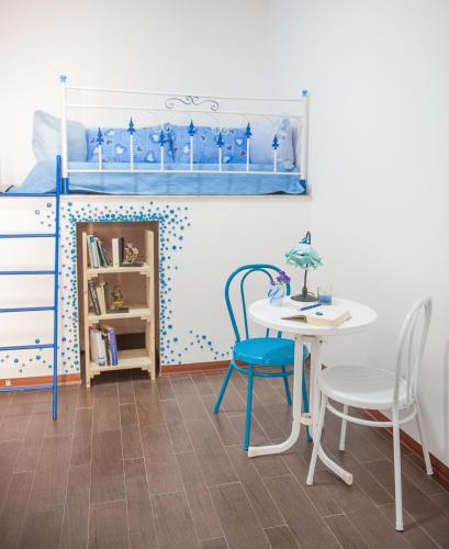 Apartment with Balcony image 10