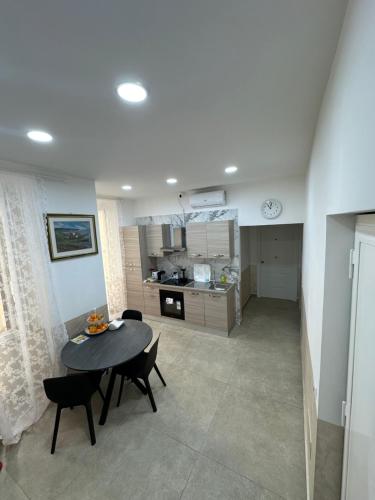 YouRoominRome 3