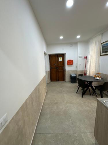 YouRoominRome 5