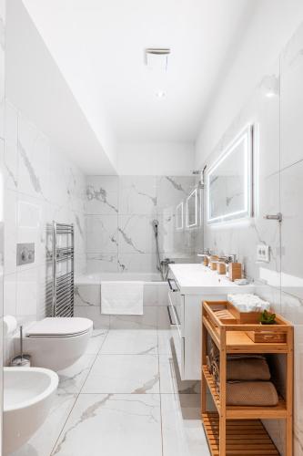 Cozy Luxe Home at the Heart of Old Prague Centre, Прага (фото 4)