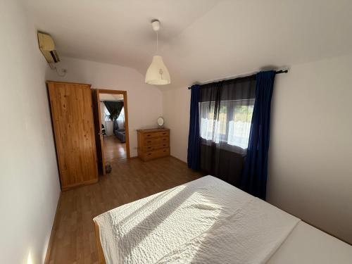 Ana Apartment - image 13