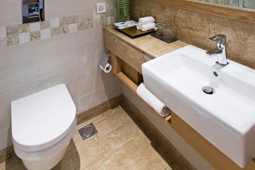 Fairfield by Marriott Lucknow, Лакхнау (фото 4)