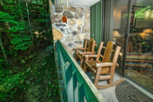 Bear Creek 167 - image 13