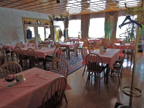 Ресторант, Hotel Restaurant LAHNHOF in Dausenau